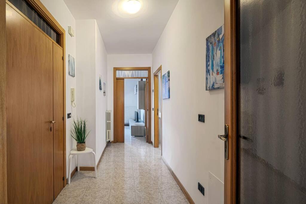 Comfort & Relax Centrale, Wifi E Parking Porto SantʼElpidio Екстериор снимка